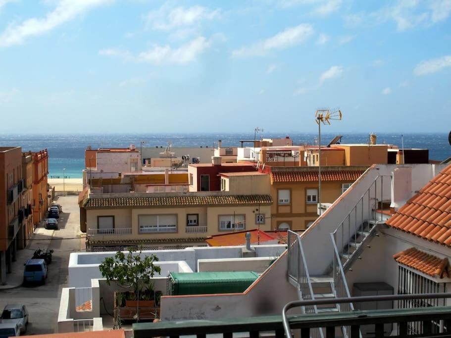Appartement Sea Views / Fabulous Attic / Fast Fibre Optic à Tarifa Extérieur photo